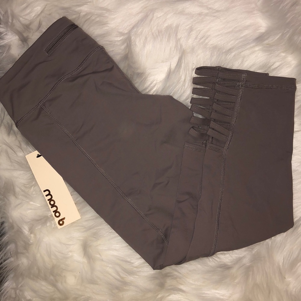 Taupe Women’s Crop Leggings